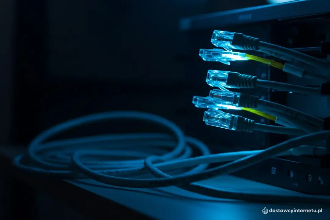 Jak podłączyć Internet do komputera stacjonarnego bez kabla