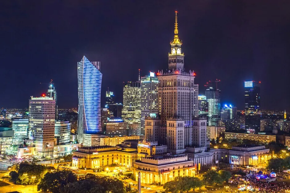 Najtańszy internet w Warszawie - ranking ofert od 30 zł
